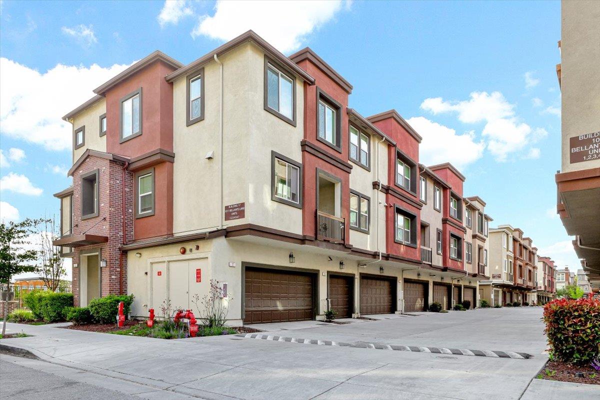 Detail Gallery Image 30 of 40 For 1011 Bellante Ln #4,  San Jose,  CA 95131 - 4 Beds | 3/1 Baths