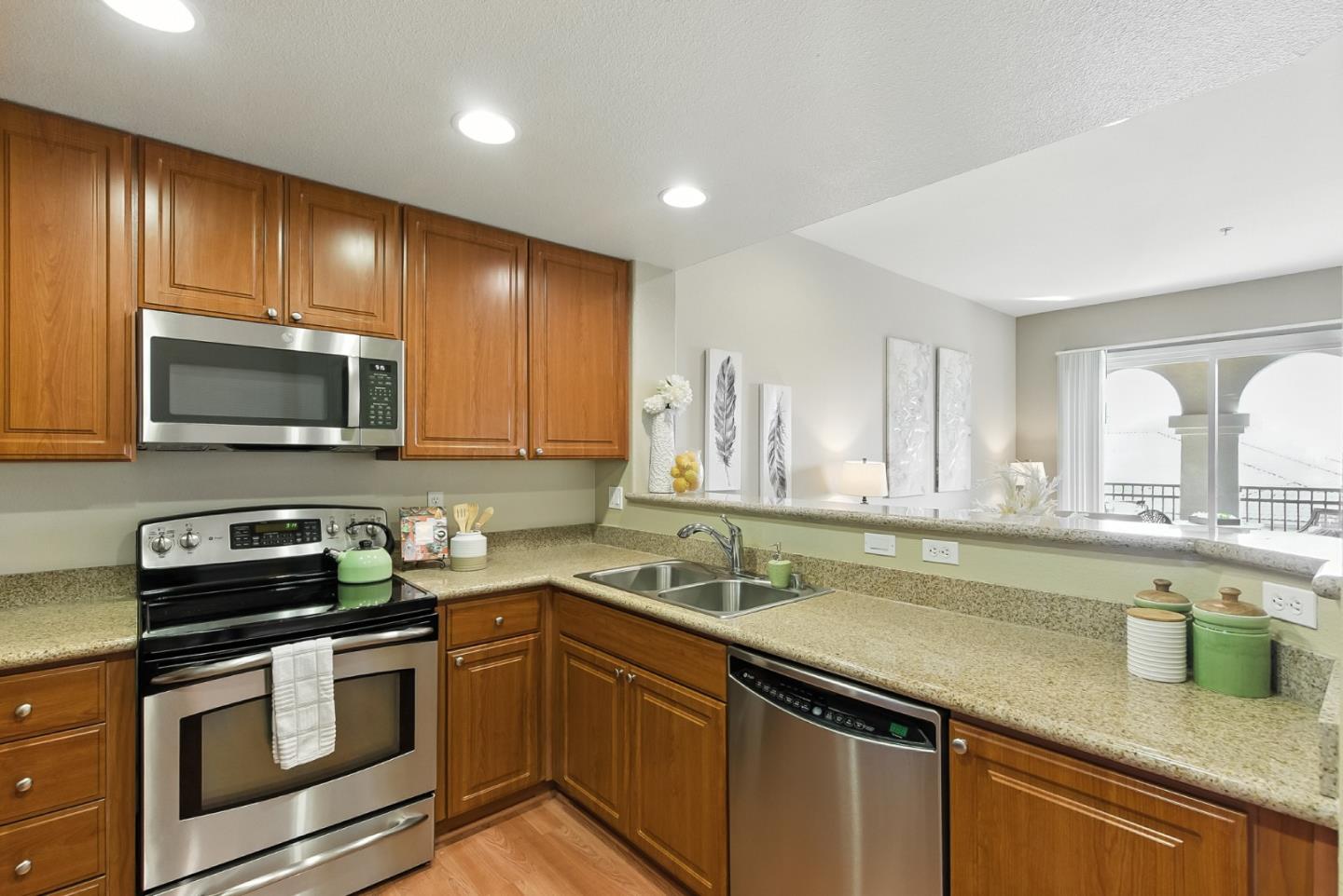 Detail Gallery Image 13 of 39 For 1883 Agnew Rd #426,  Santa Clara,  CA 95054 - 2 Beds | 2 Baths