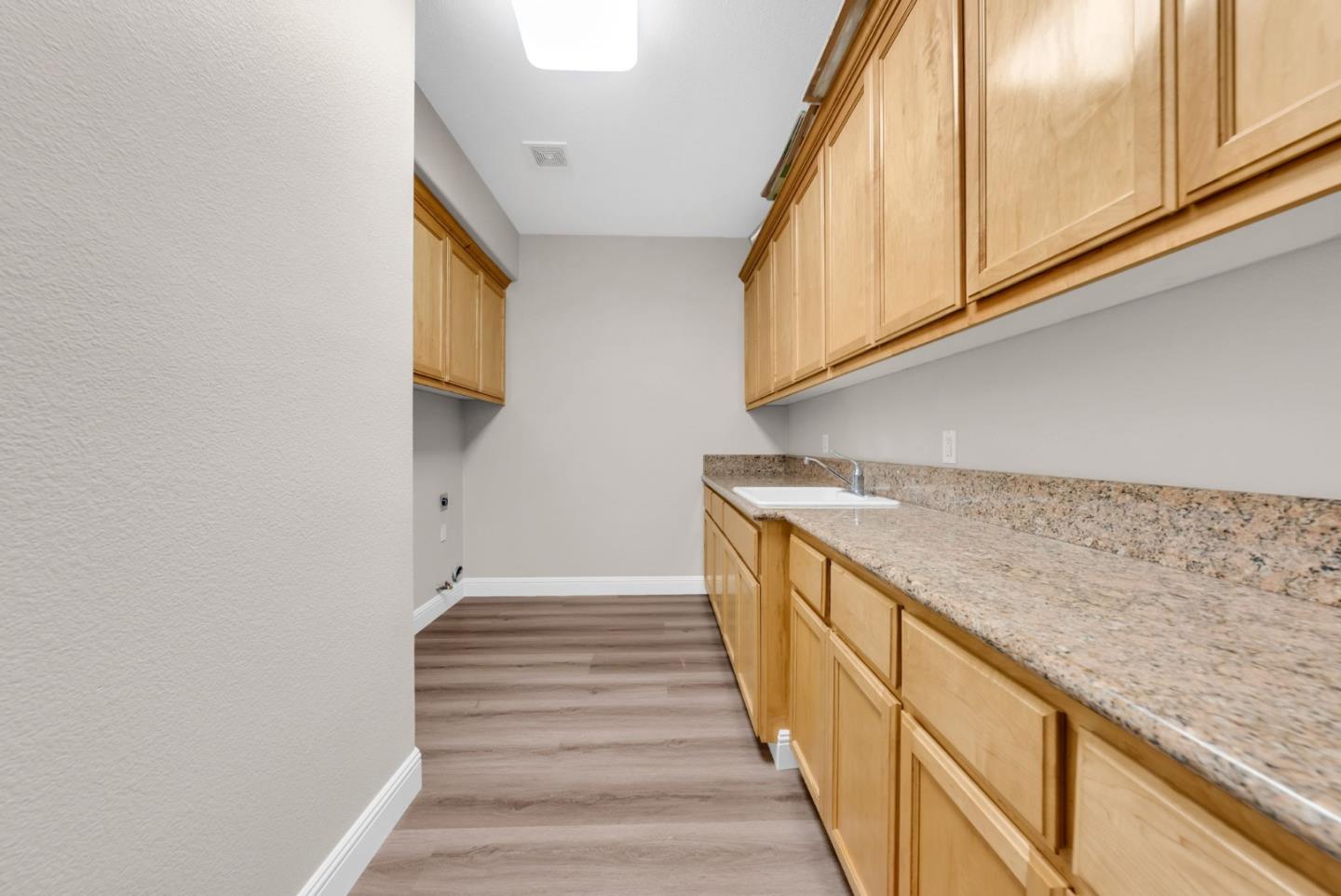 Detail Gallery Image 14 of 56 For 3099 Hastings Way, San Ramon,  CA 94582 - 5 Beds | 4 Baths