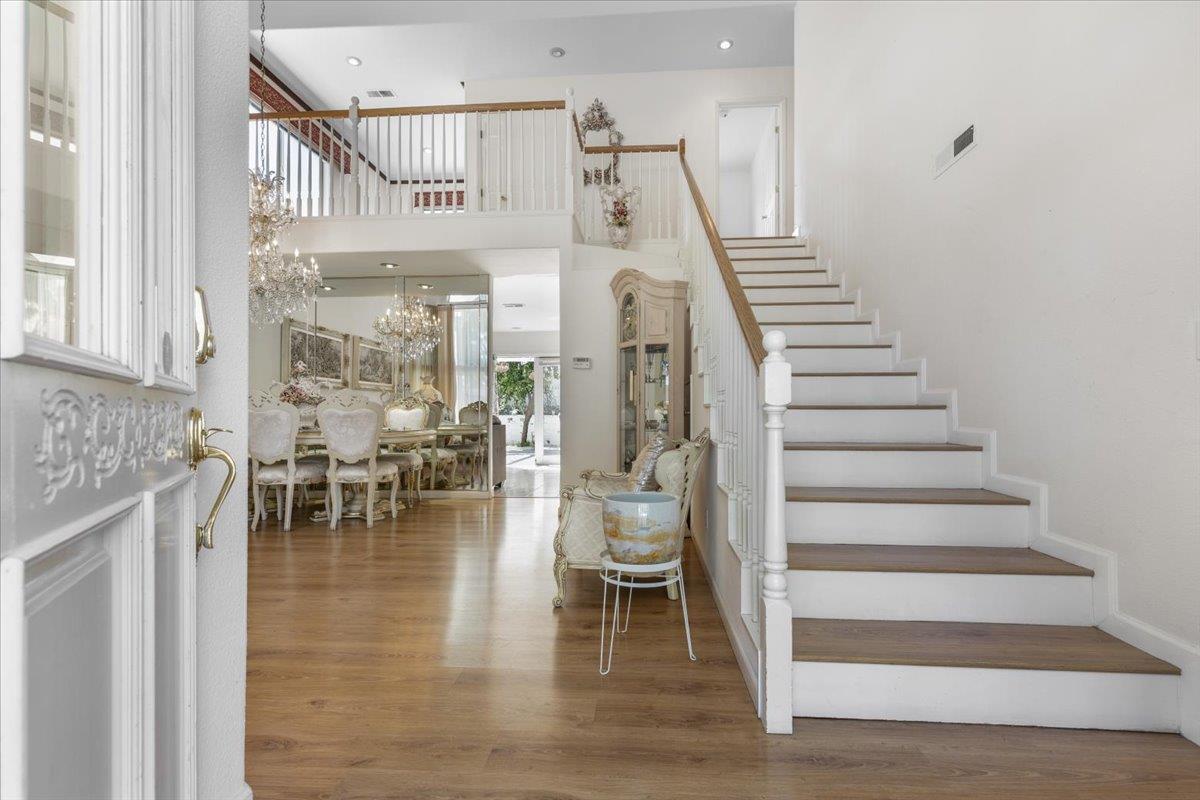 Detail Gallery Image 8 of 44 For 1611 Sierraville Ave, San Jose,  CA 95132 - 5 Beds | 3/1 Baths