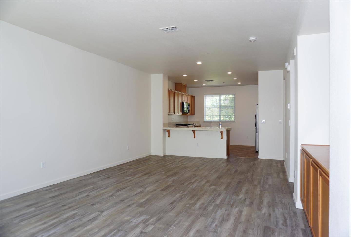 Detail Gallery Image 6 of 50 For 18028 Monterey St, Morgan Hill,  CA 95037 - 3 Beds | 2/1 Baths
