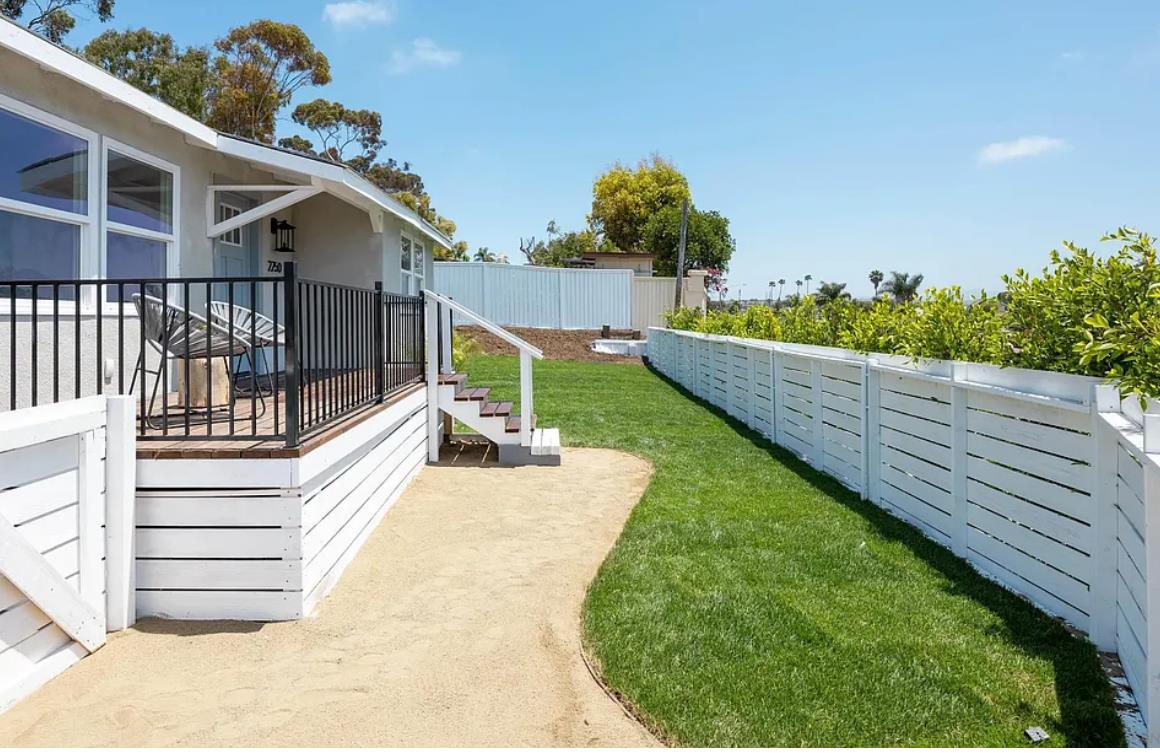 Detail Gallery Image 22 of 25 For 2250 Oceanside Blvd, Oceanside,  CA 92054 - 3 Beds | 2 Baths