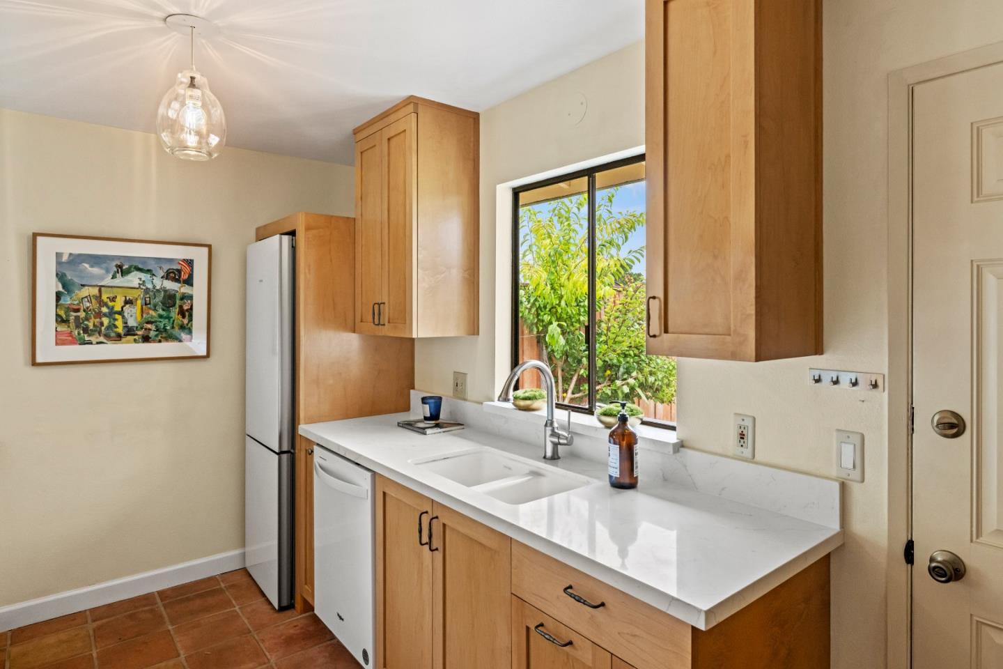 Detail Gallery Image 11 of 35 For 605 Sage Ct, Pacific Grove,  CA 93950 - 2 Beds | 2 Baths