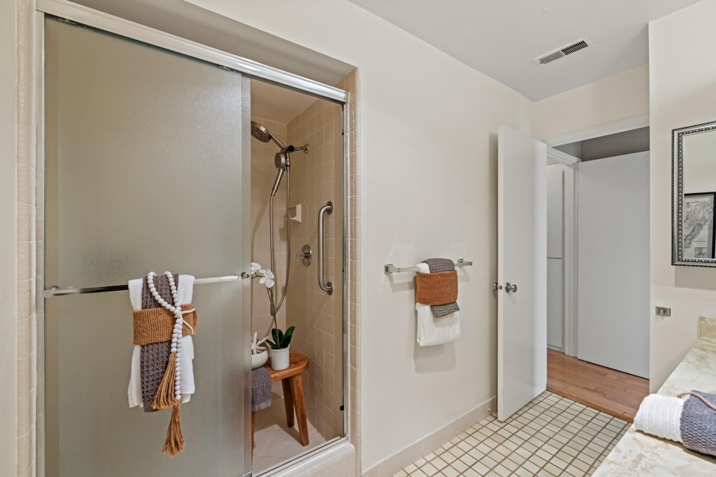 Detail Gallery Image 21 of 35 For 605 Sage Ct, Pacific Grove,  CA 93950 - 2 Beds | 2 Baths