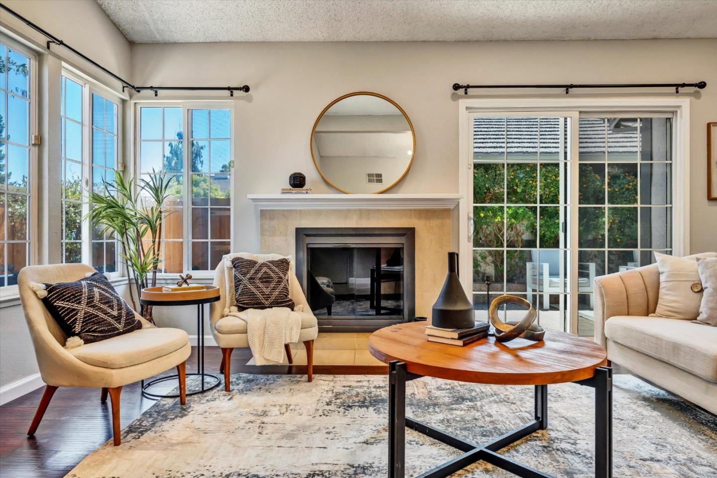 Detail Gallery Image 10 of 45 For 4241 Sora Ter, Fremont,  CA 94555 - 3 Beds | 2 Baths
