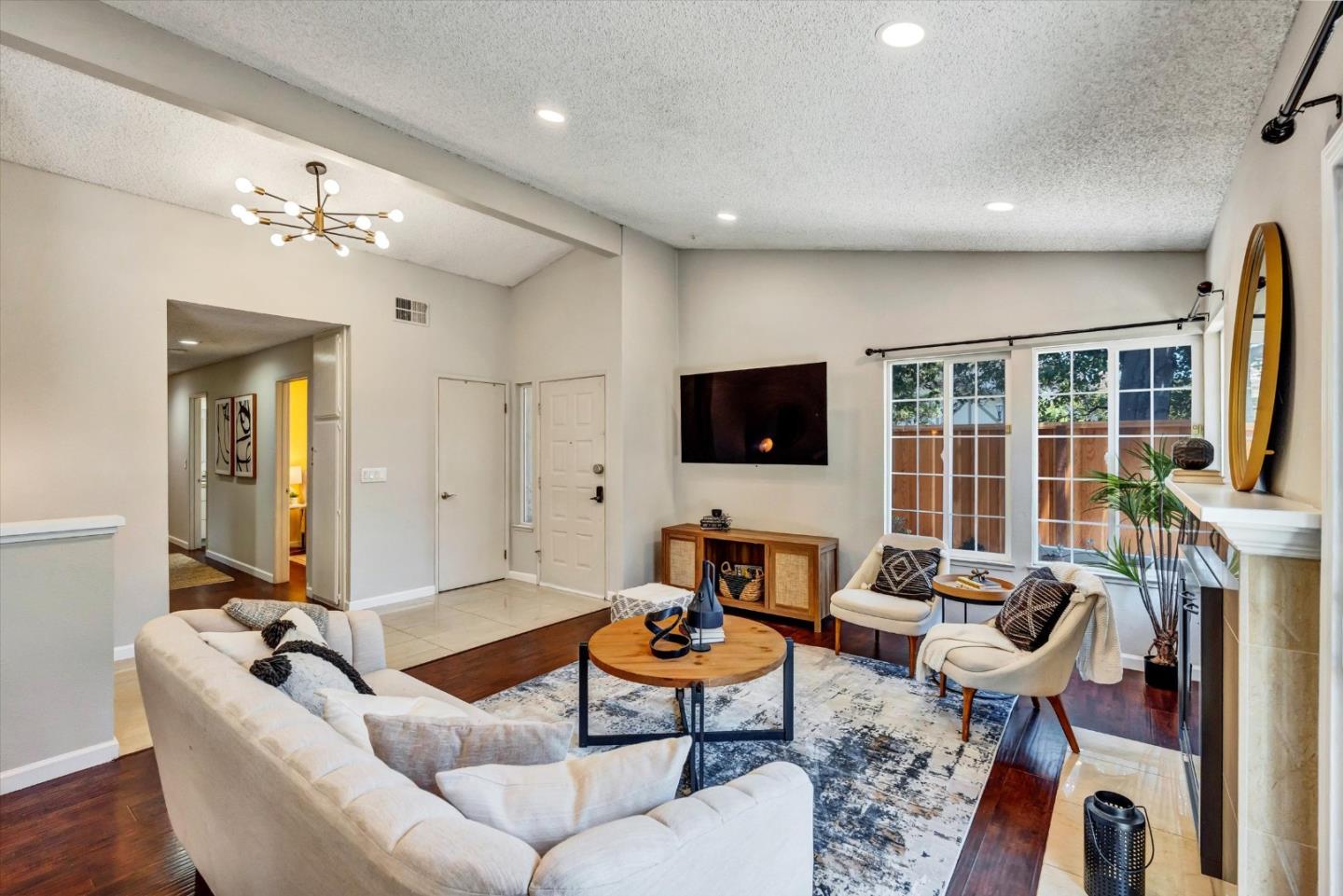 Detail Gallery Image 12 of 45 For 4241 Sora Ter, Fremont,  CA 94555 - 3 Beds | 2 Baths