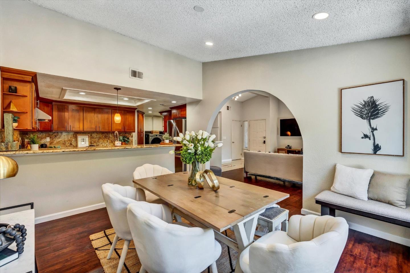 Detail Gallery Image 16 of 45 For 4241 Sora Ter, Fremont,  CA 94555 - 3 Beds | 2 Baths