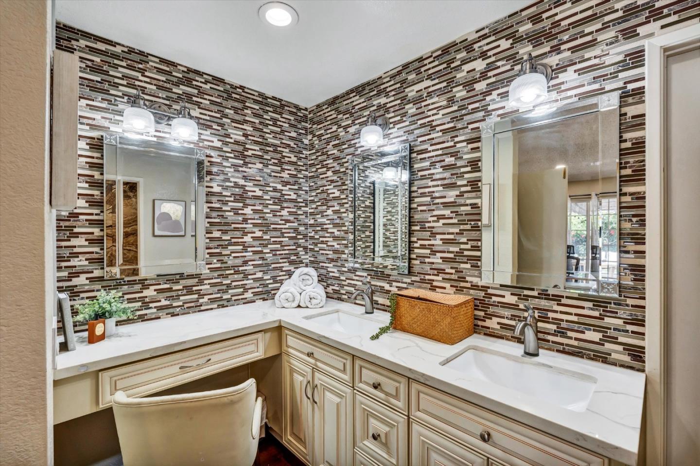 Detail Gallery Image 28 of 45 For 4241 Sora Ter, Fremont,  CA 94555 - 3 Beds | 2 Baths