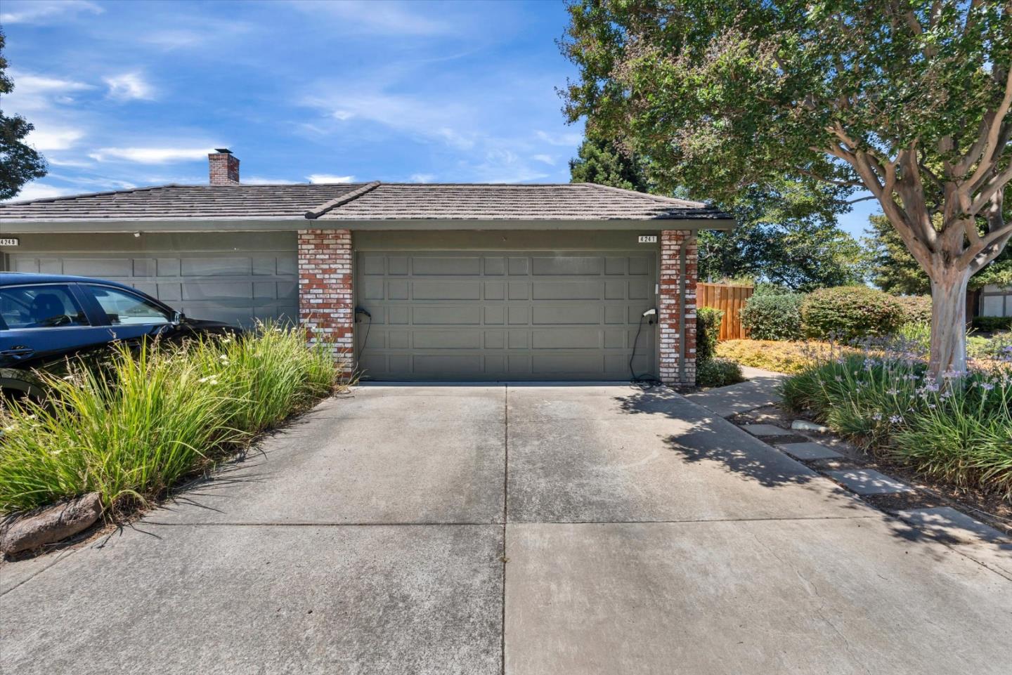 Detail Gallery Image 3 of 45 For 4241 Sora Ter, Fremont,  CA 94555 - 3 Beds | 2 Baths