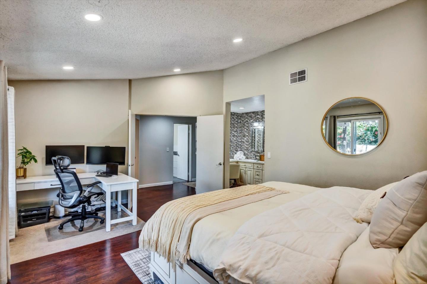 Detail Gallery Image 31 of 45 For 4241 Sora Ter, Fremont,  CA 94555 - 3 Beds | 2 Baths