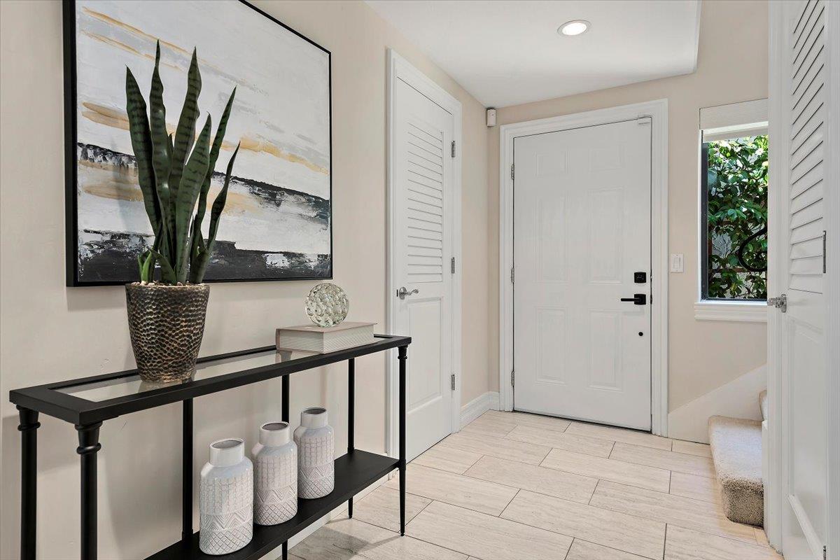 Detail Gallery Image 15 of 41 For 116 Calle Nivel, Los Gatos,  CA 95032 - 3 Beds | 2/1 Baths