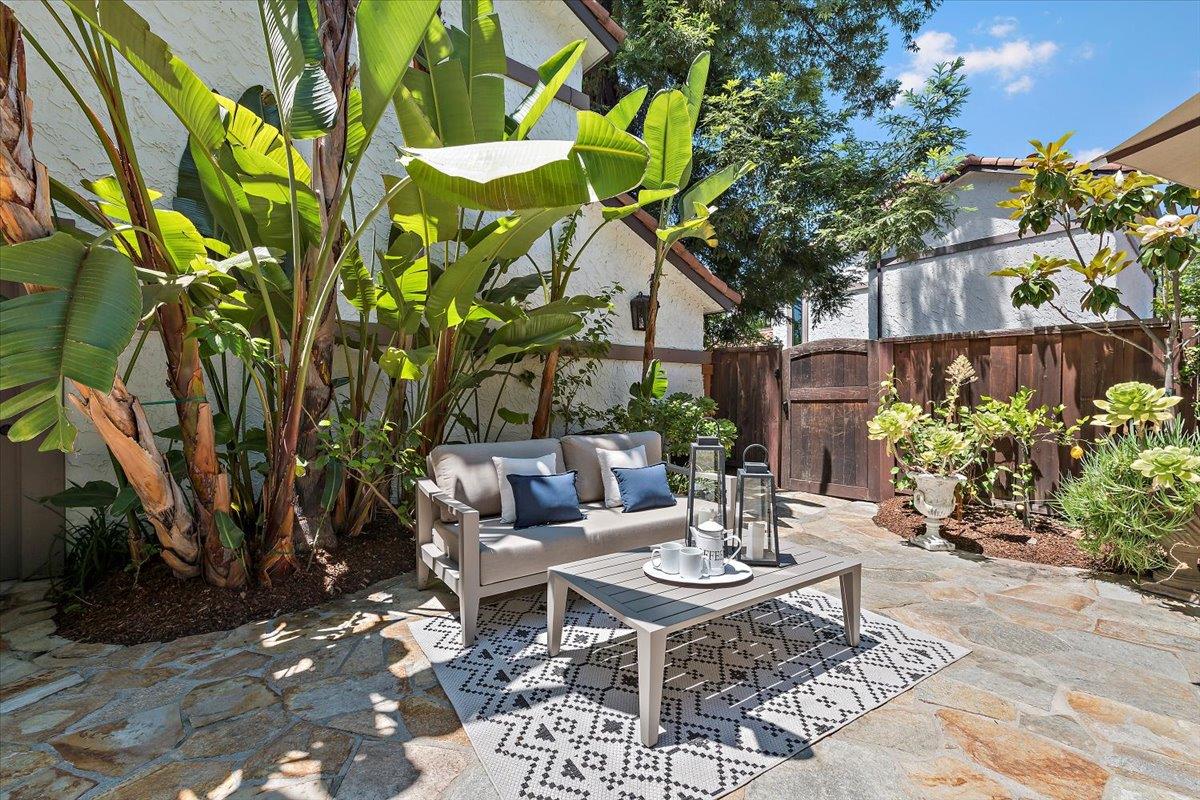Detail Gallery Image 4 of 41 For 116 Calle Nivel, Los Gatos,  CA 95032 - 3 Beds | 2/1 Baths