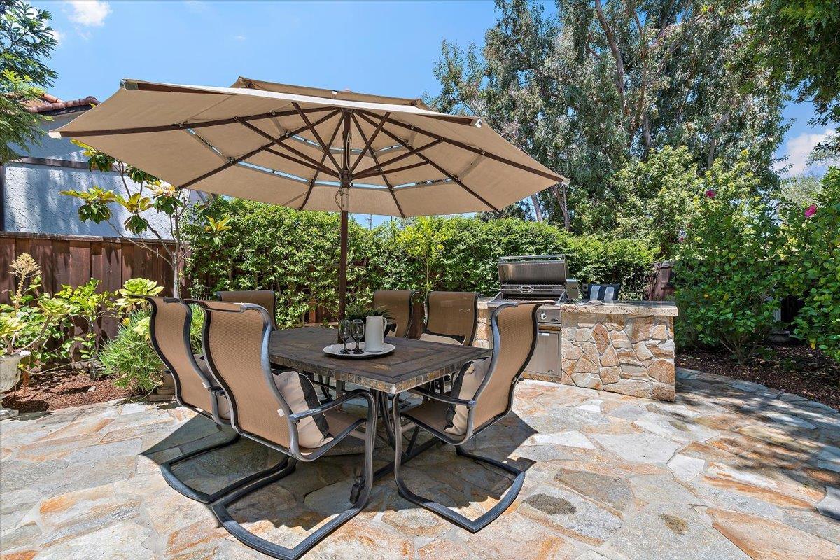 Detail Gallery Image 5 of 41 For 116 Calle Nivel, Los Gatos,  CA 95032 - 3 Beds | 2/1 Baths