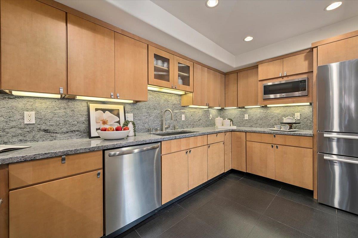 Detail Gallery Image 9 of 41 For 116 Calle Nivel, Los Gatos,  CA 95032 - 3 Beds | 2/1 Baths