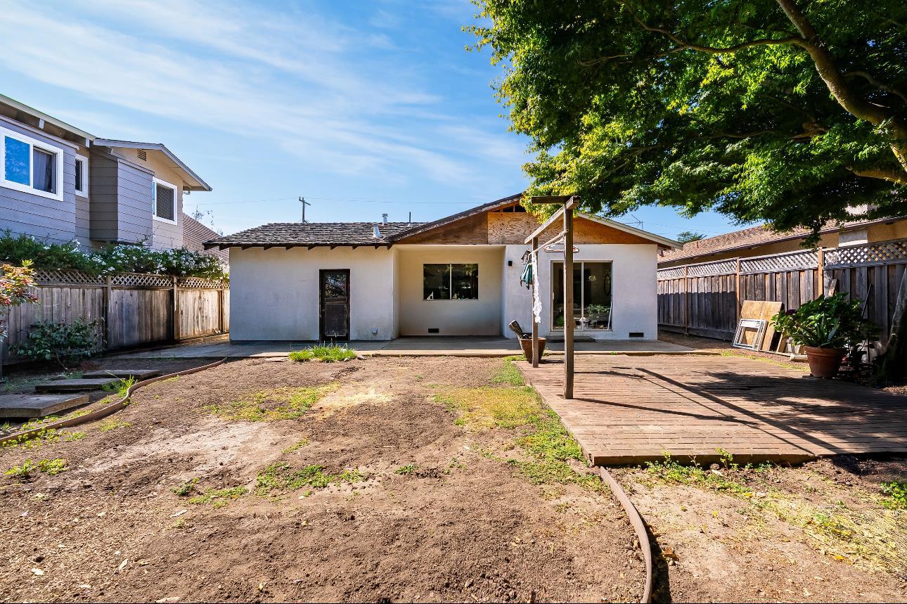 Detail Gallery Image 3 of 3 For 210 Lamanda Dr, Aptos,  CA 95003 - 2 Beds | 1 Baths