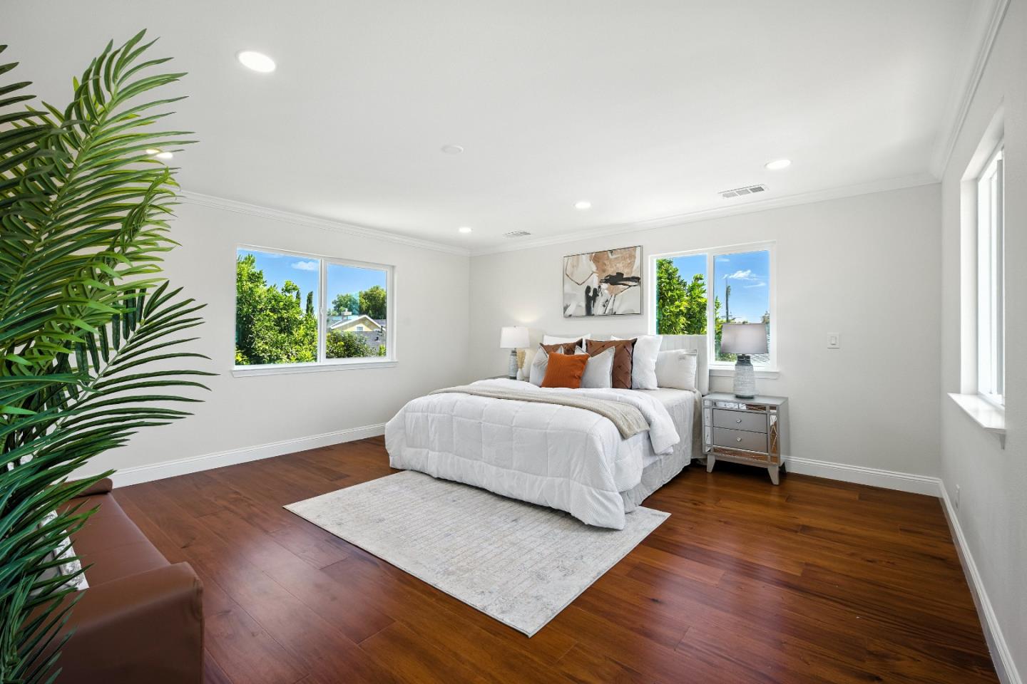 Detail Gallery Image 39 of 64 For 552 Borregas Ave, Sunnyvale,  CA 94085 - 5 Beds | 3 Baths