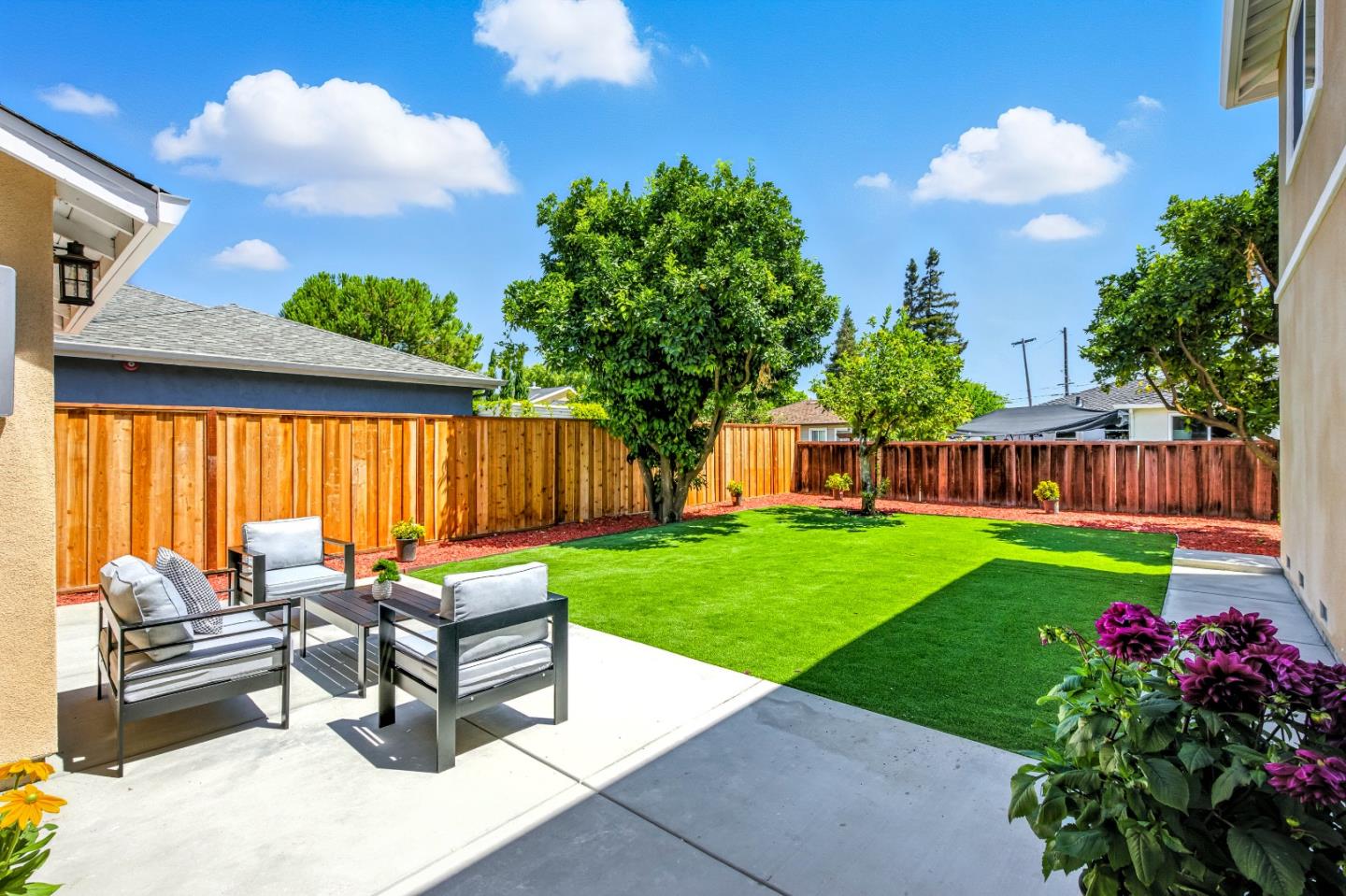 Detail Gallery Image 4 of 64 For 552 Borregas Ave, Sunnyvale,  CA 94085 - 5 Beds | 3 Baths