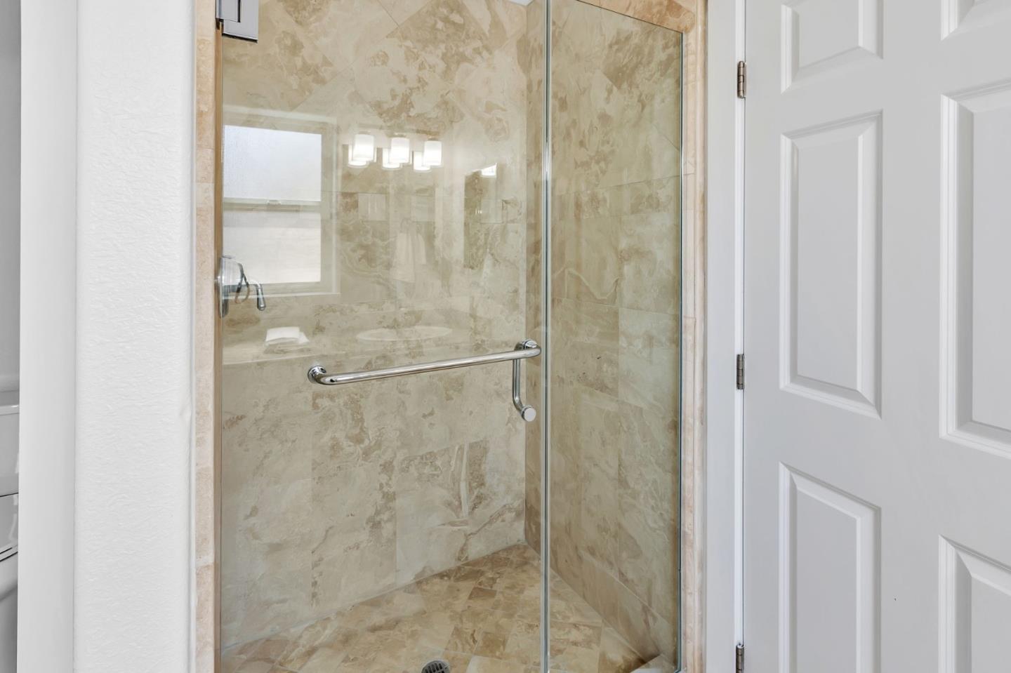 Detail Gallery Image 16 of 37 For 221 Creekside Village Dr, Los Gatos,  CA 95032 - 4 Beds | 2/1 Baths