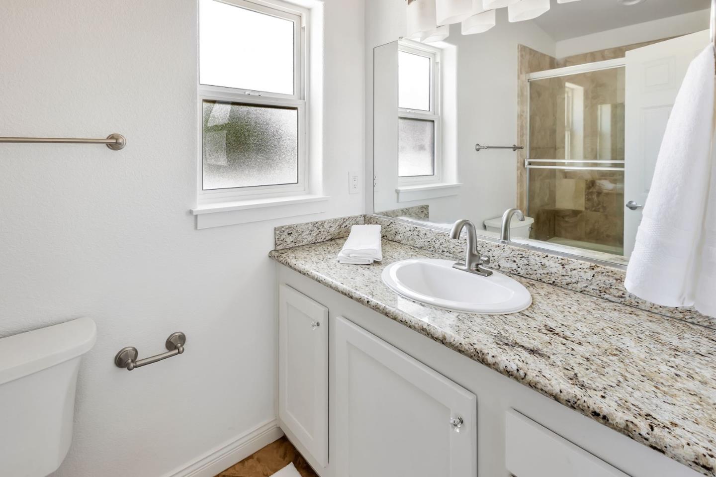 Detail Gallery Image 18 of 37 For 221 Creekside Village Dr, Los Gatos,  CA 95032 - 4 Beds | 2/1 Baths