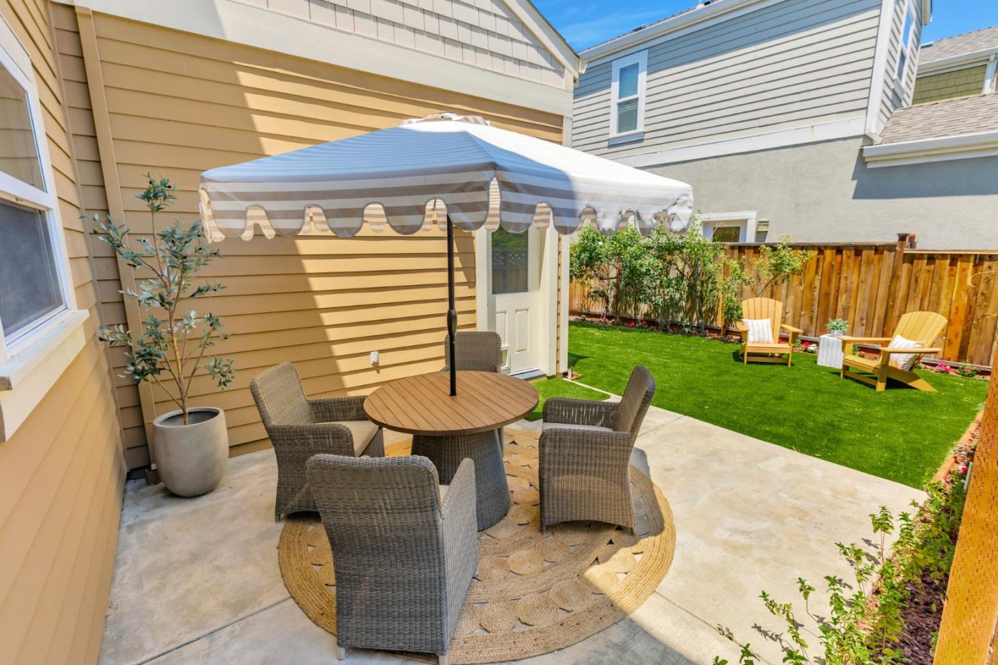 Detail Gallery Image 24 of 37 For 221 Creekside Village Dr, Los Gatos,  CA 95032 - 4 Beds | 2/1 Baths