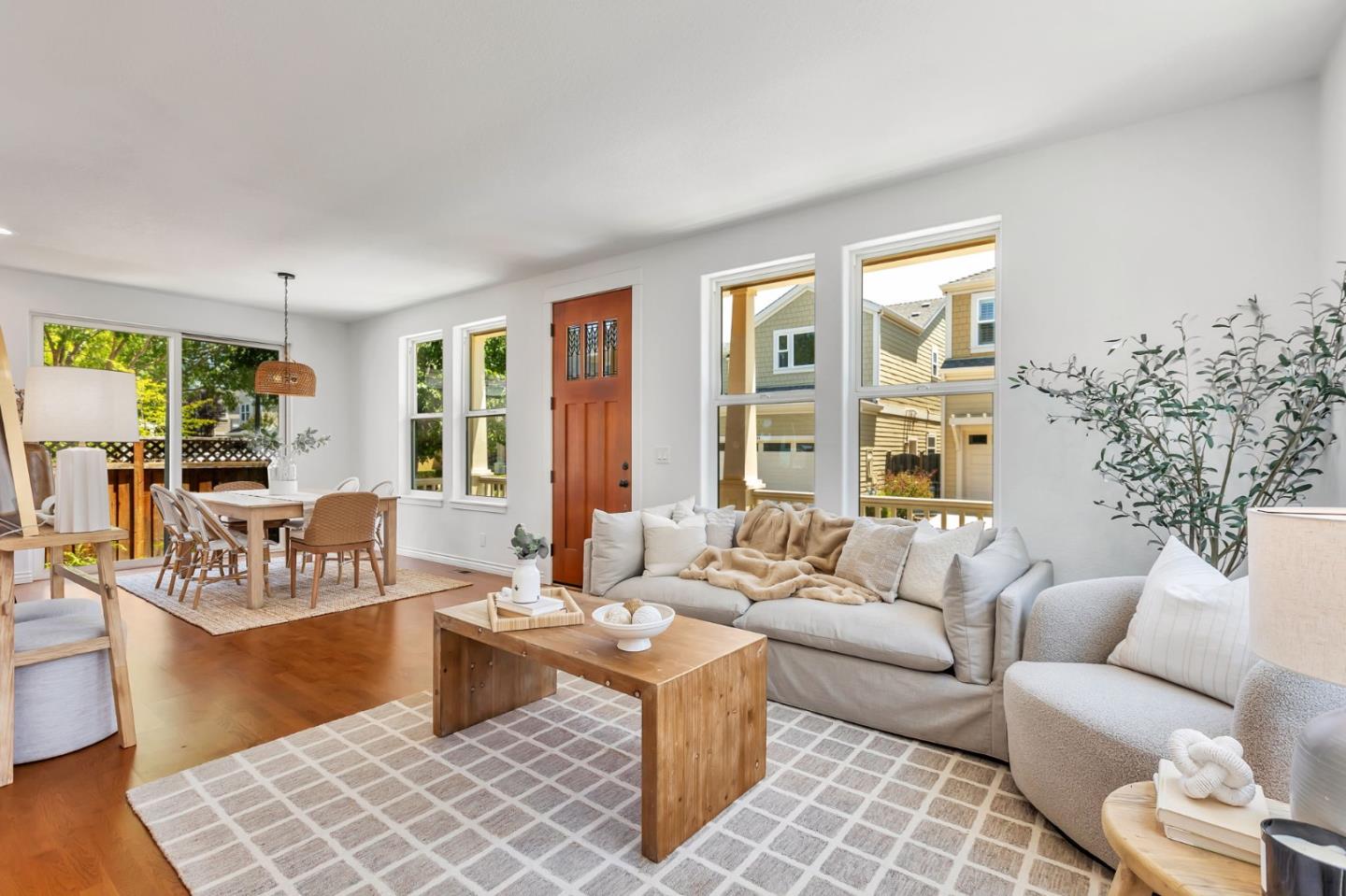 Detail Gallery Image 7 of 37 For 221 Creekside Village Dr, Los Gatos,  CA 95032 - 4 Beds | 2/1 Baths