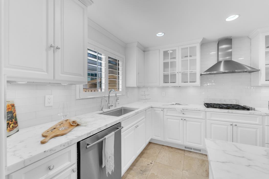 Detail Gallery Image 21 of 53 For 600 Pennsylvania #22,  Los Gatos,  CA 95030 - 2 Beds | 2/1 Baths