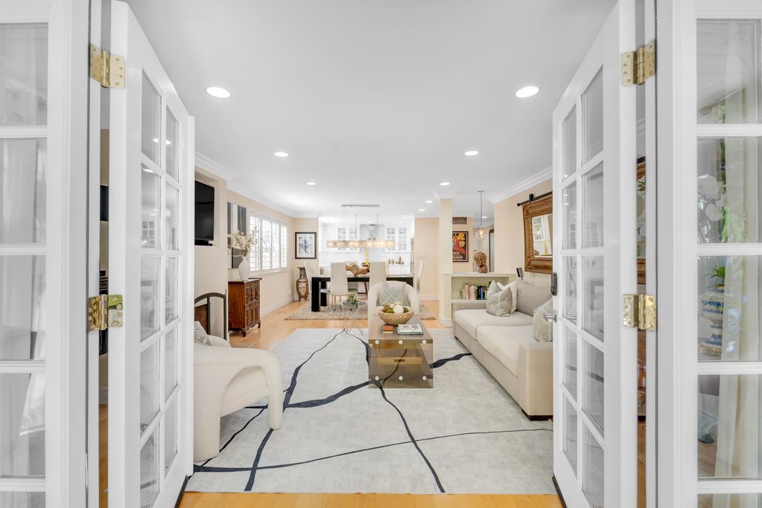 Detail Gallery Image 3 of 53 For 600 Pennsylvania #22,  Los Gatos,  CA 95030 - 2 Beds | 2/1 Baths