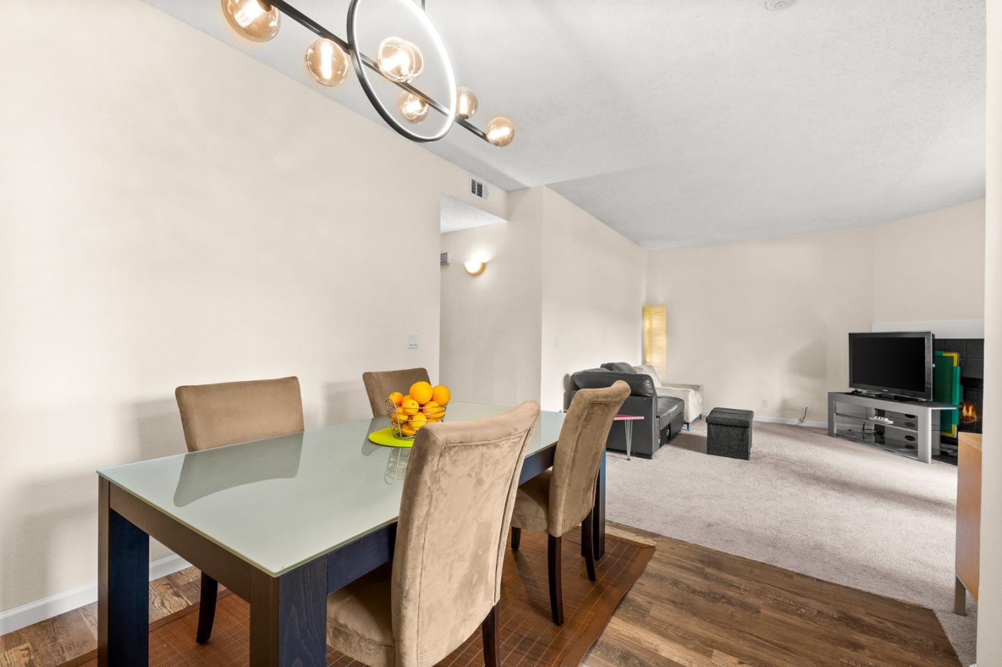 Detail Gallery Image 7 of 28 For 6043 Joaquin Murieta Ave #B,  Newark,  CA 94560 - 2 Beds | 1 Baths