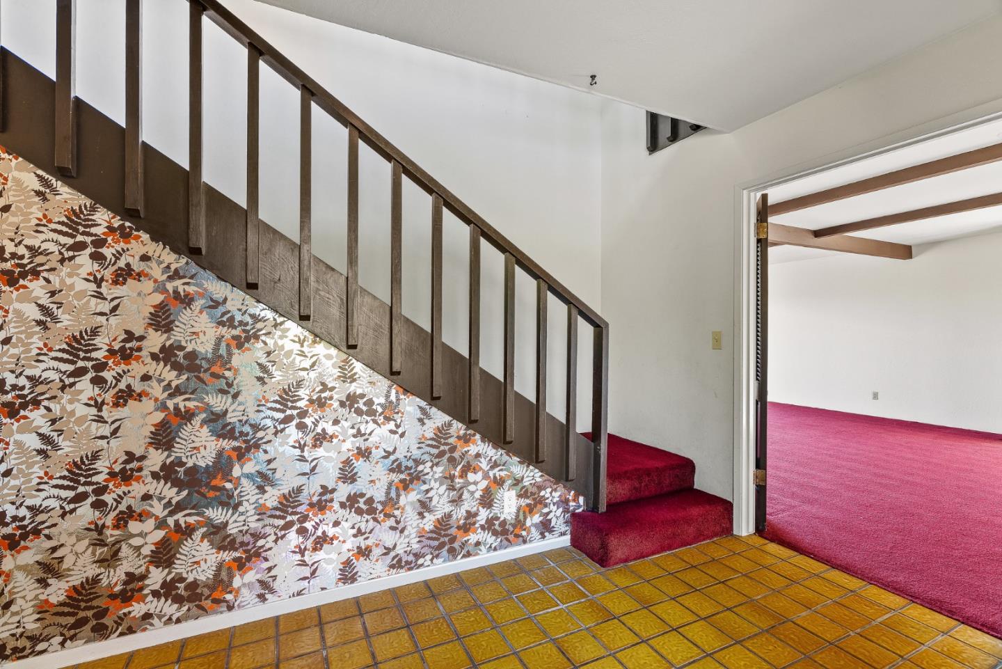Detail Gallery Image 3 of 43 For 210 Thunderbird Dr, Aptos,  CA 95003 - 3 Beds | 2/1 Baths