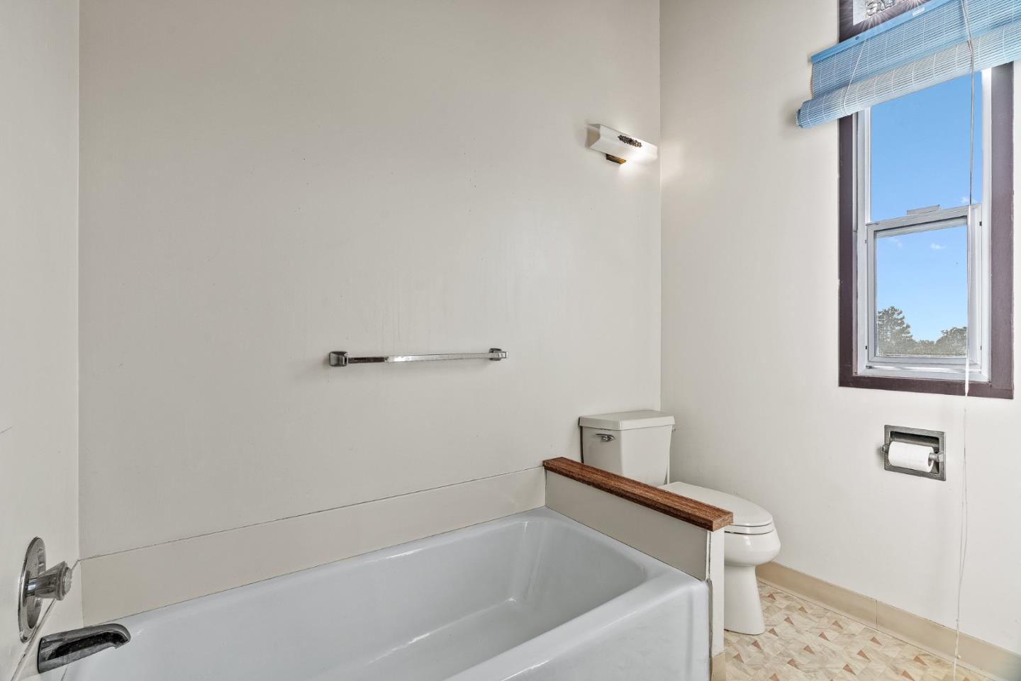 Detail Gallery Image 33 of 43 For 210 Thunderbird Dr, Aptos,  CA 95003 - 3 Beds | 2/1 Baths