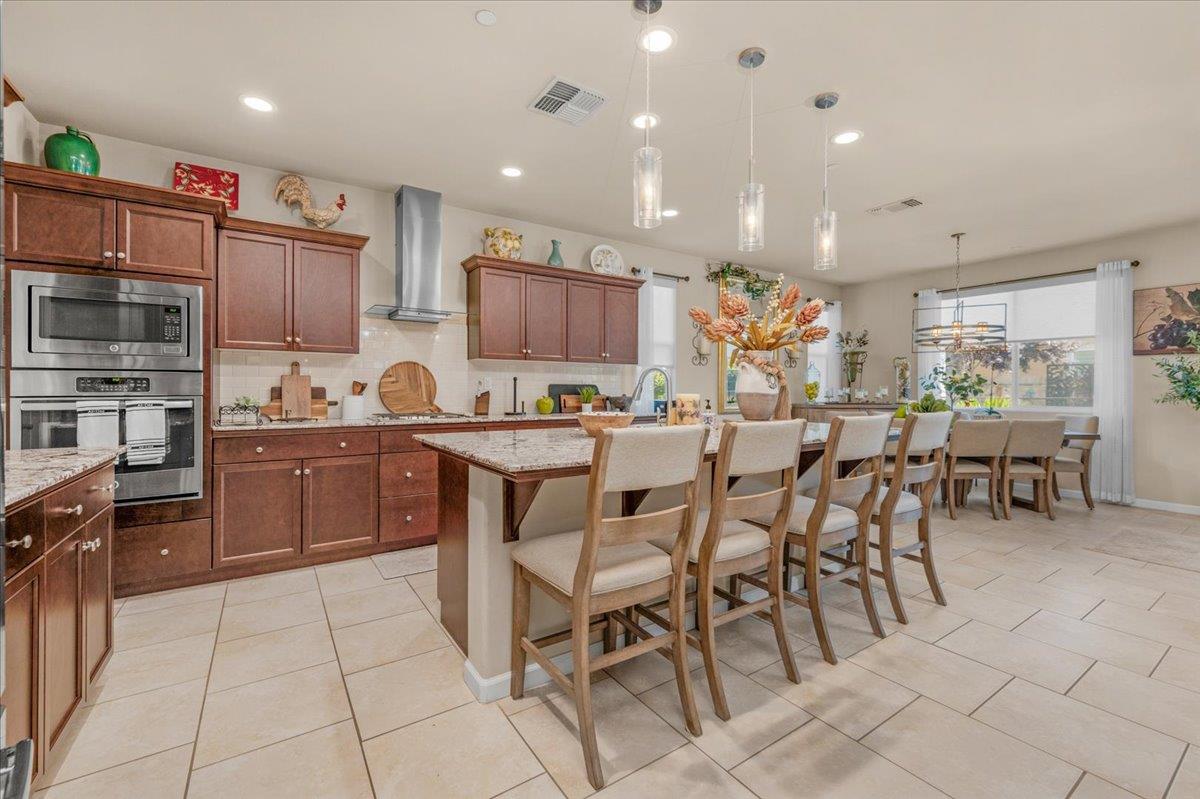 Detail Gallery Image 14 of 59 For 3982 Flint, Clovis,  CA 93619 - 3 Beds | 2/1 Baths