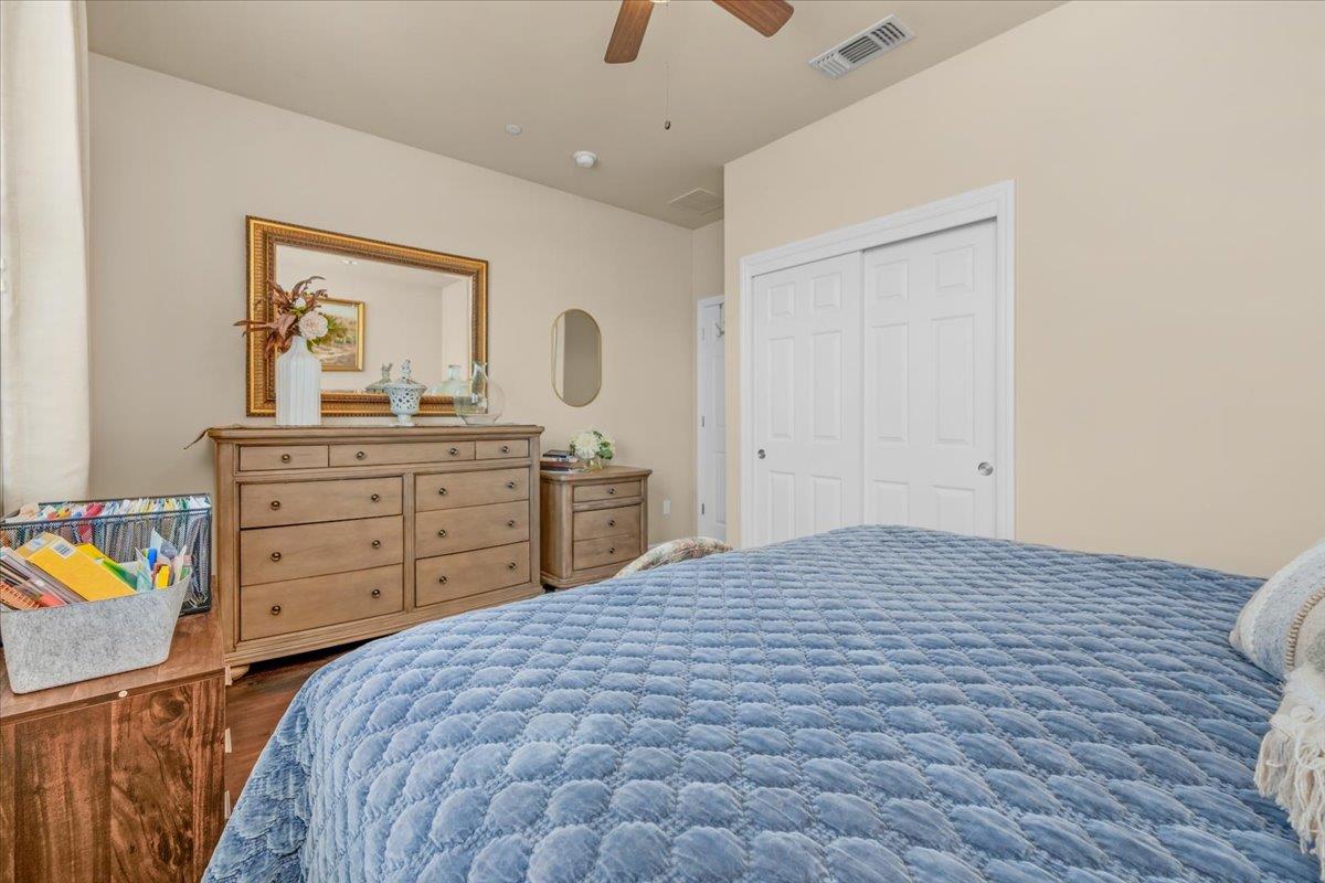 Detail Gallery Image 26 of 59 For 3982 Flint, Clovis,  CA 93619 - 3 Beds | 2/1 Baths