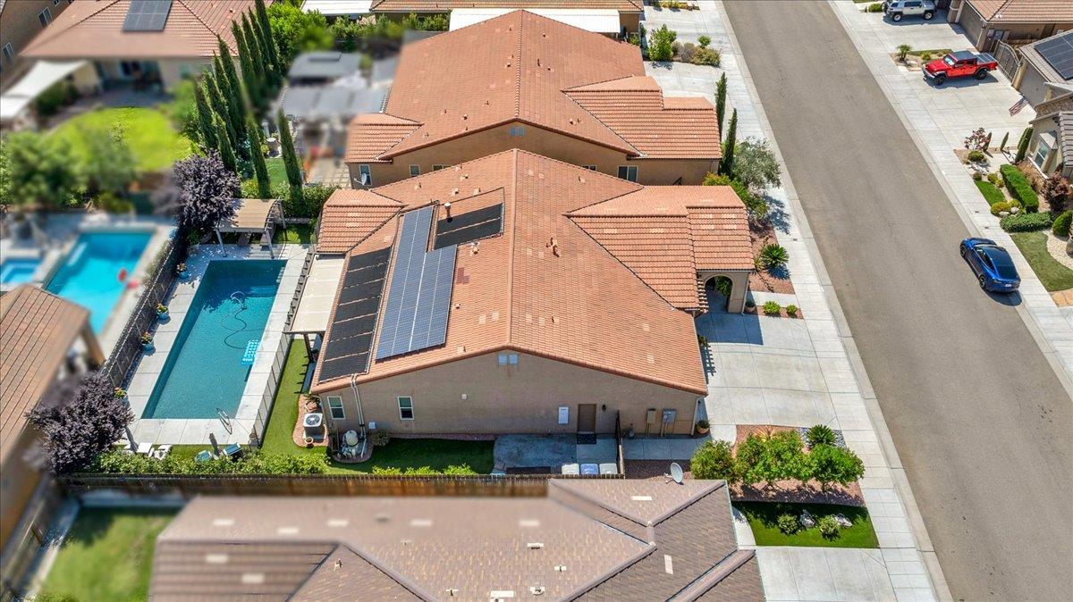 Detail Gallery Image 3 of 59 For 3982 Flint, Clovis,  CA 93619 - 3 Beds | 2/1 Baths