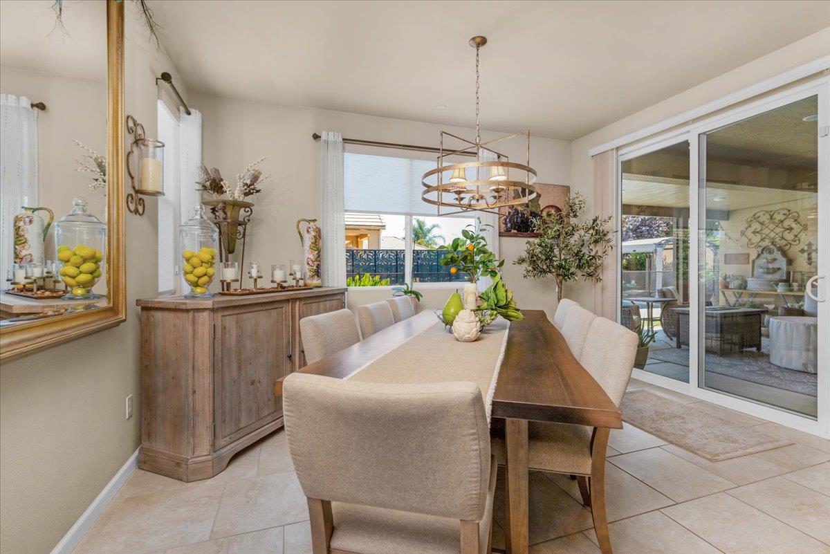 Detail Gallery Image 36 of 59 For 3982 Flint, Clovis,  CA 93619 - 3 Beds | 2/1 Baths