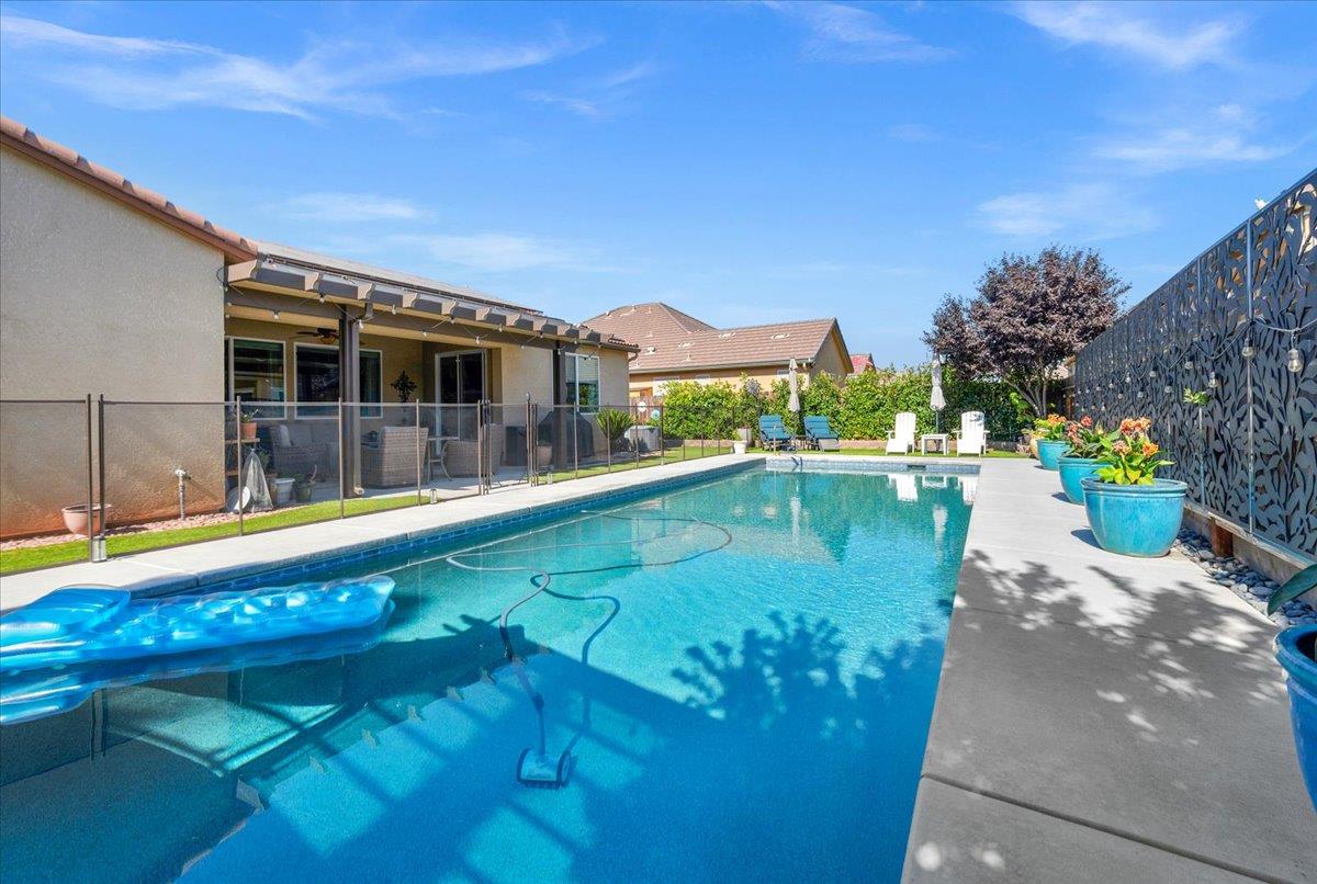 Detail Gallery Image 47 of 59 For 3982 Flint, Clovis,  CA 93619 - 3 Beds | 2/1 Baths