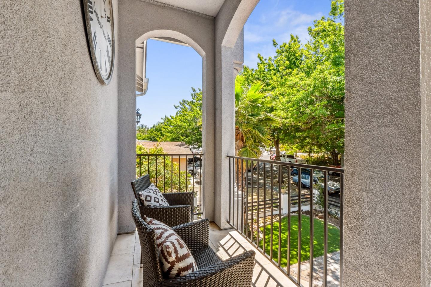 Detail Gallery Image 33 of 52 For 2054 Cranworth Cir, San Jose,  CA 95121 - 6 Beds | 3/1 Baths