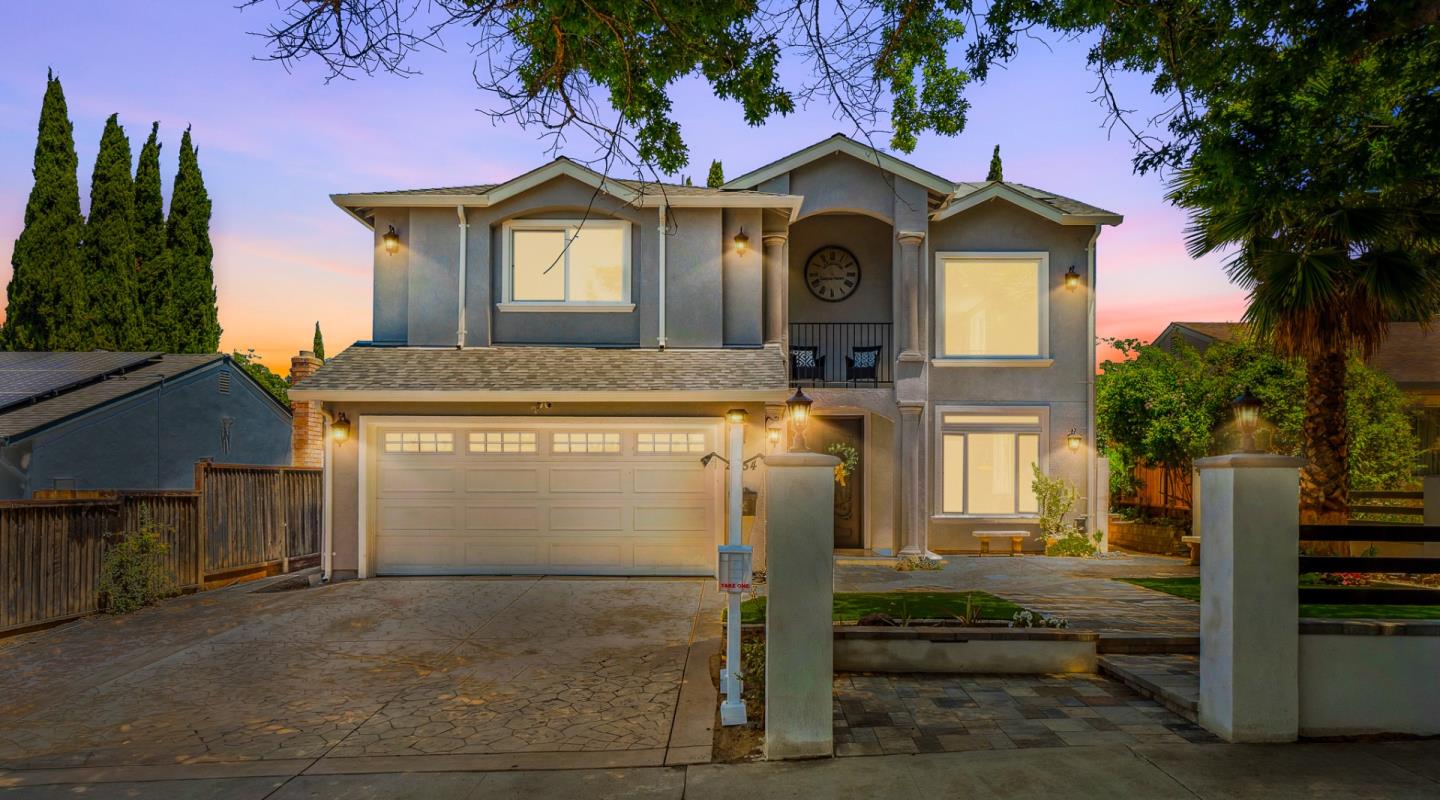 Detail Gallery Image 40 of 52 For 2054 Cranworth Cir, San Jose,  CA 95121 - 6 Beds | 3/1 Baths