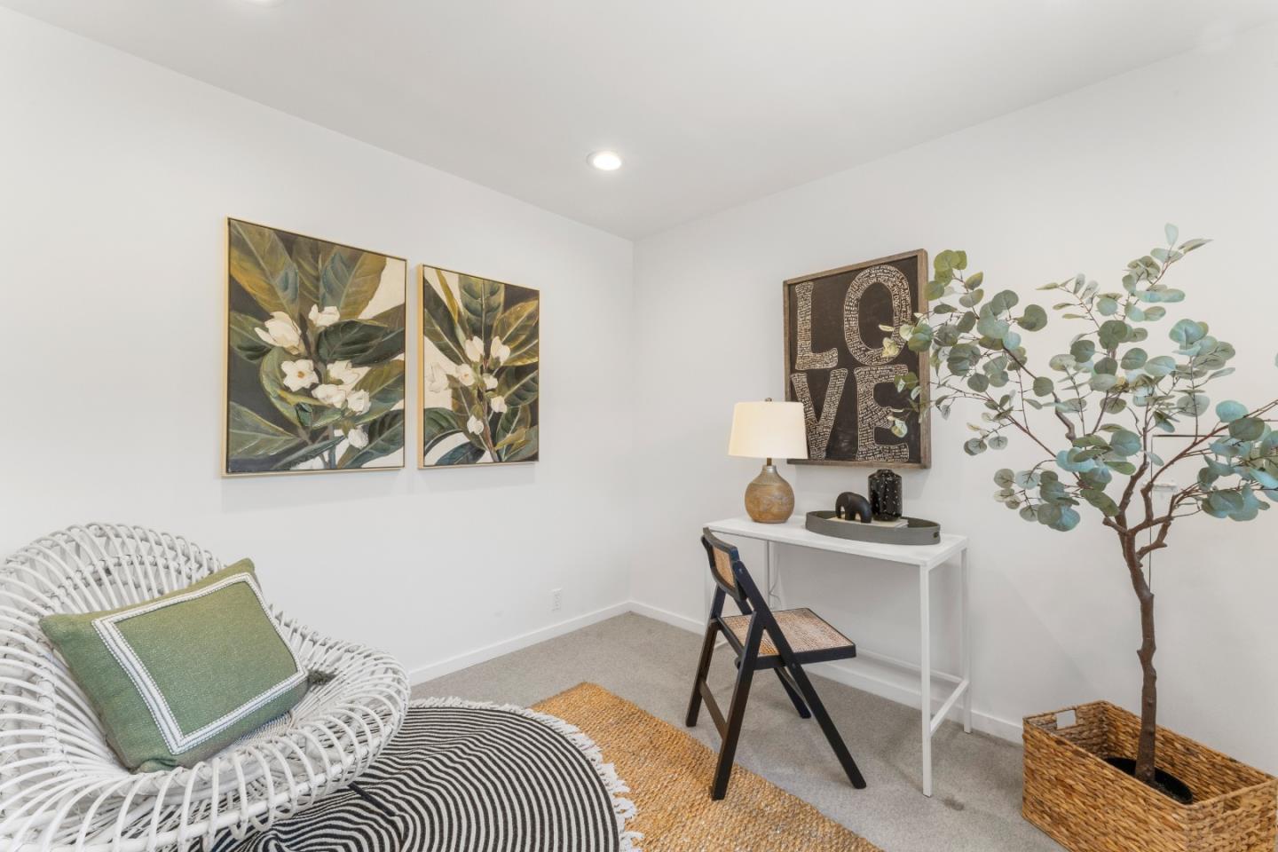 Detail Gallery Image 11 of 37 For 260 Walk Cir, Santa Cruz,  CA 95060 - 2 Beds | 1 Baths