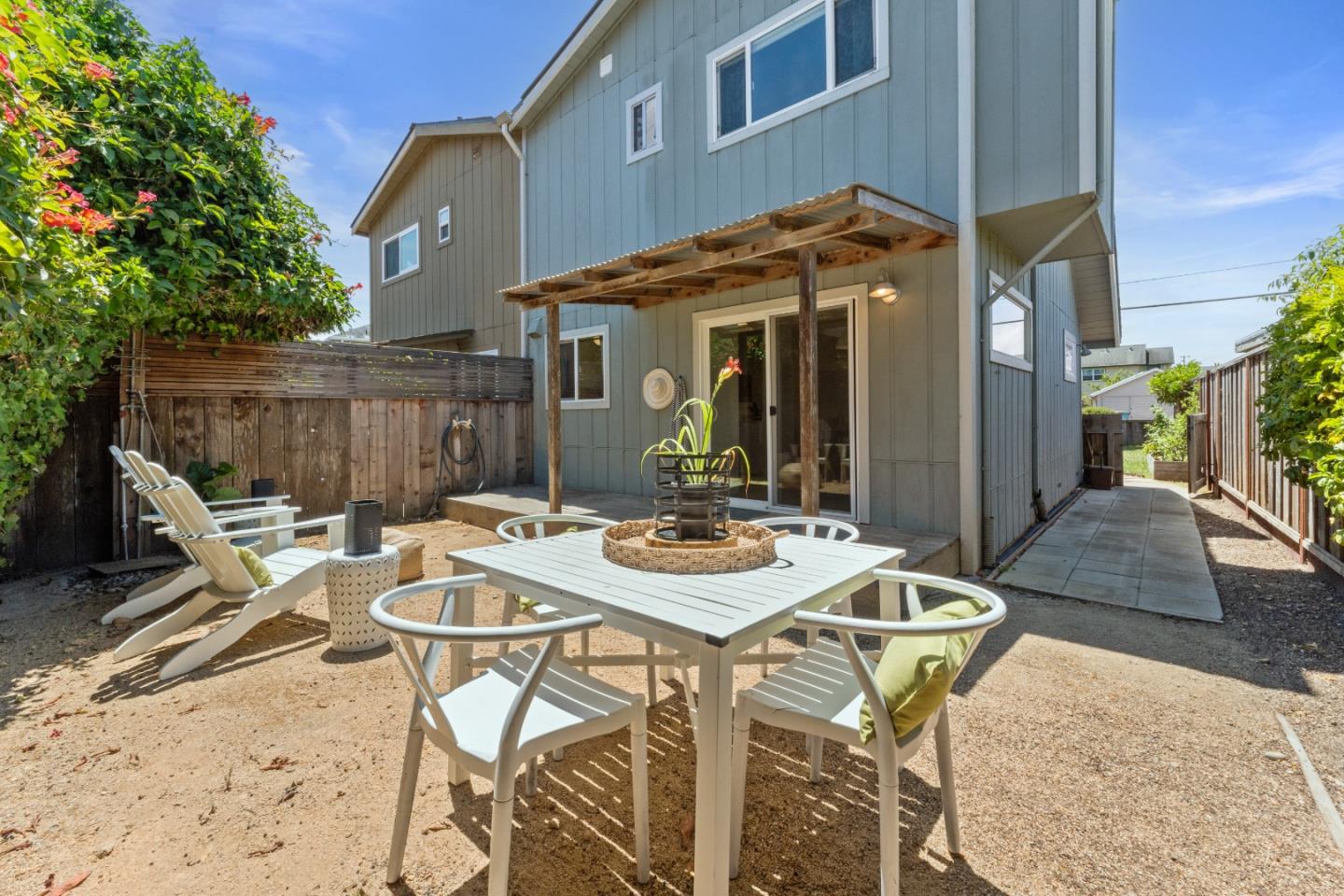 Detail Gallery Image 22 of 37 For 260 Walk Cir, Santa Cruz,  CA 95060 - 2 Beds | 1 Baths
