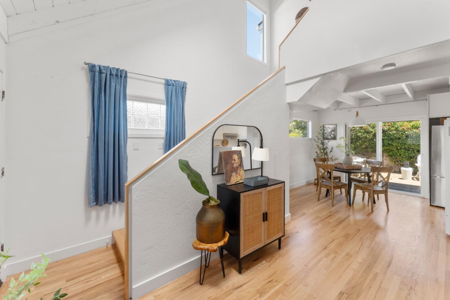 Detail Gallery Image 23 of 37 For 260 Walk Cir, Santa Cruz,  CA 95060 - 2 Beds | 1 Baths