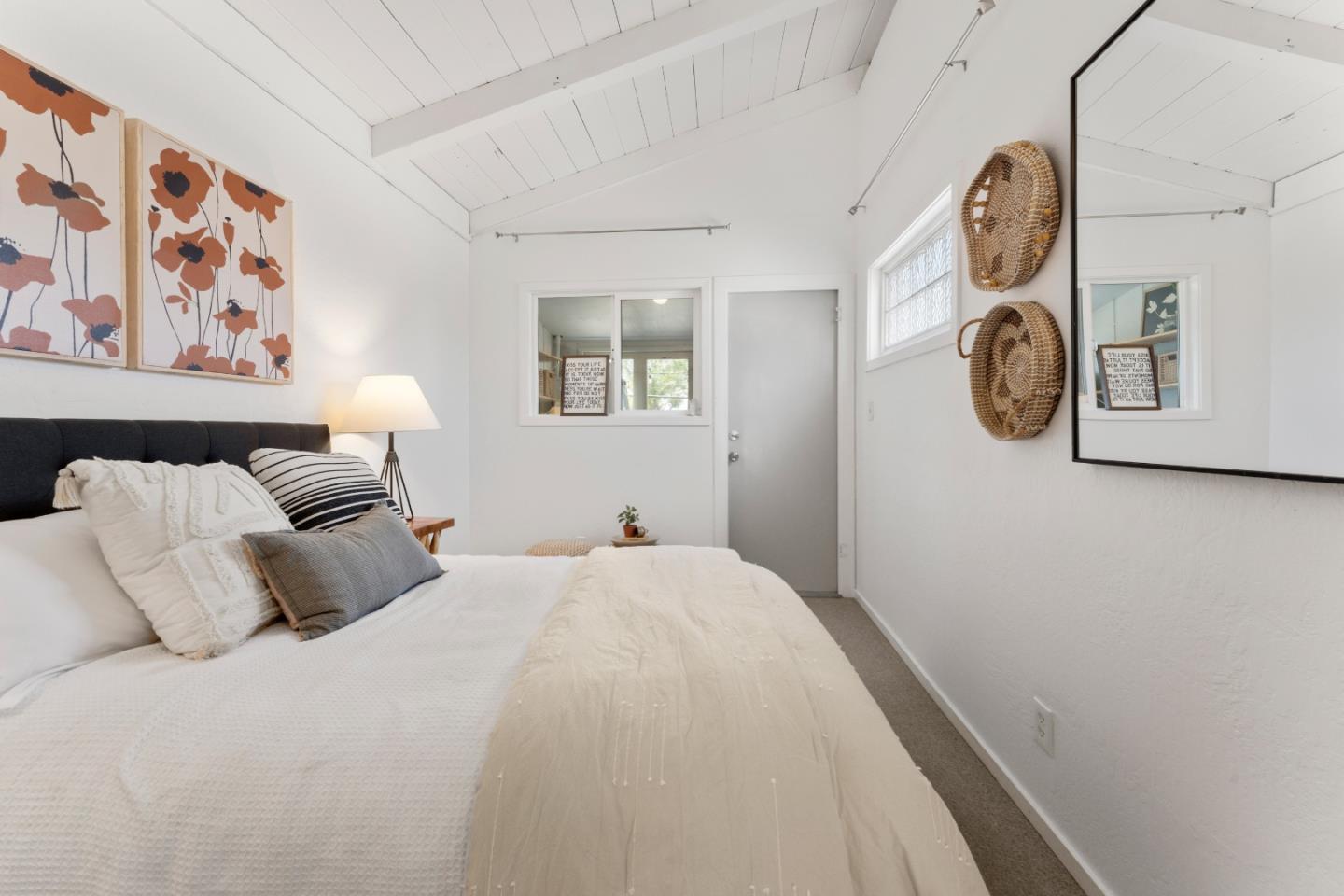 Detail Gallery Image 28 of 37 For 260 Walk Cir, Santa Cruz,  CA 95060 - 2 Beds | 1 Baths