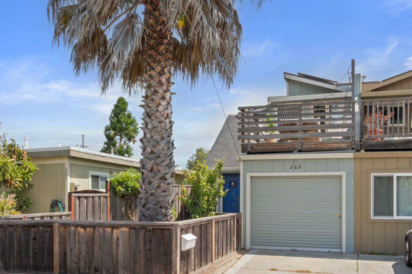 Detail Gallery Image 5 of 37 For 260 Walk Cir, Santa Cruz,  CA 95060 - 2 Beds | 1 Baths