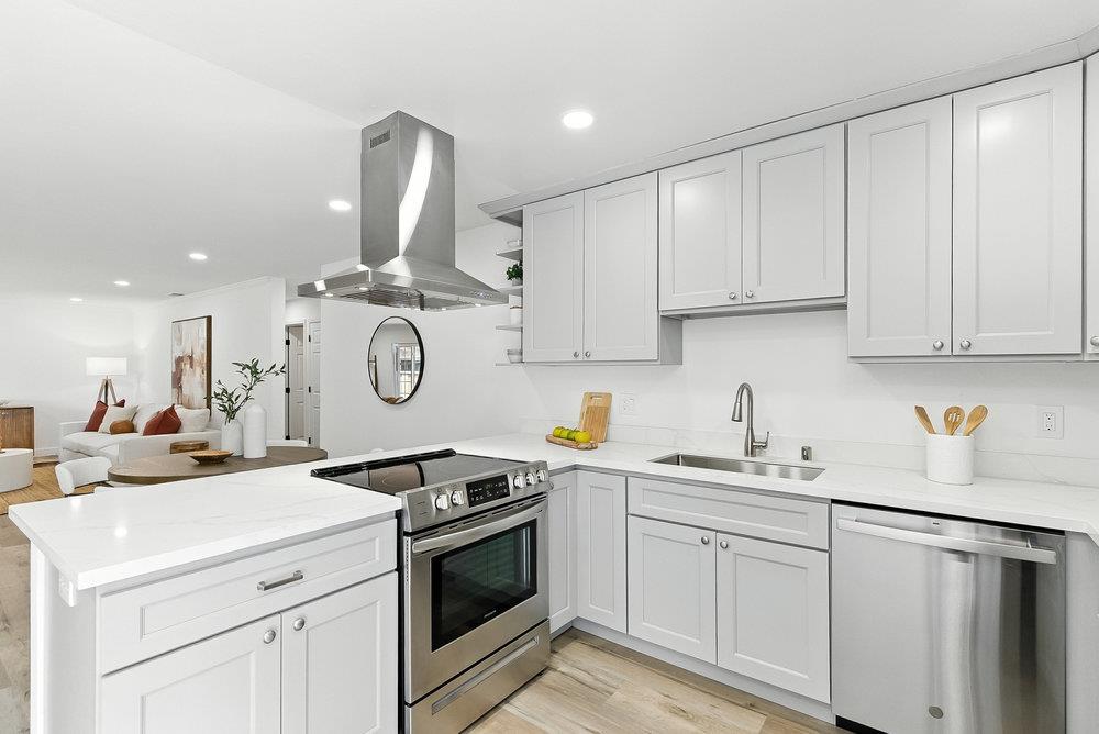 Detail Gallery Image 10 of 26 For 4784 Alex Dr, San Jose,  CA 95130 - 3 Beds | 2 Baths