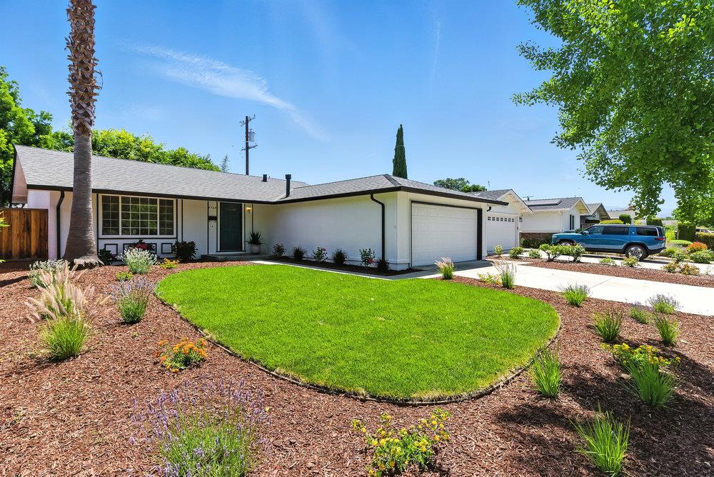 Detail Gallery Image 2 of 26 For 4784 Alex Dr, San Jose,  CA 95130 - 3 Beds | 2 Baths