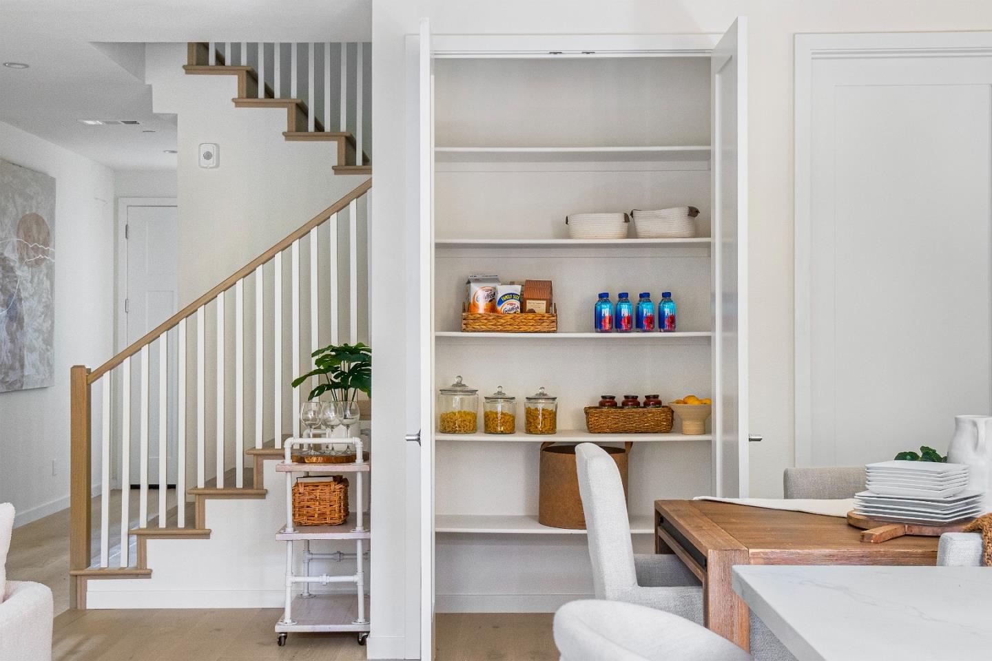 Detail Gallery Image 10 of 19 For 149 Flynn Ave, Mountain View,  CA 94043 - 3 Beds | 3/1 Baths