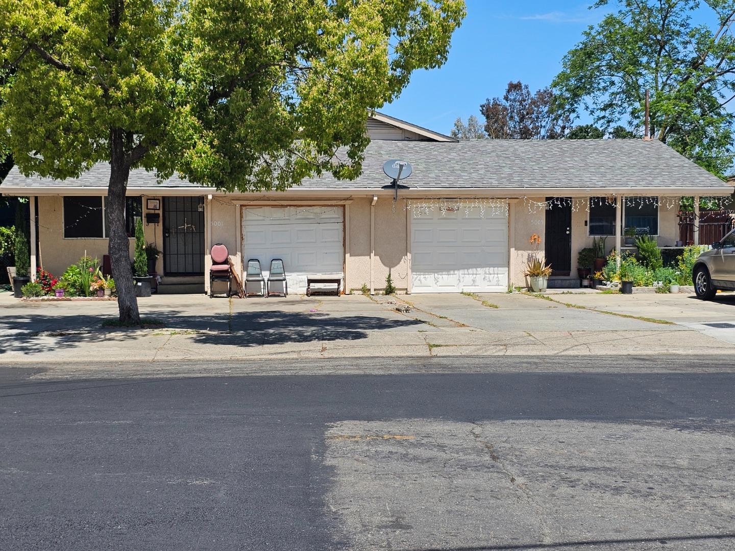 Detail Gallery Image 3 of 14 For 5005 37th Ave, Sacramento,  CA 95824 - – Beds | – Baths