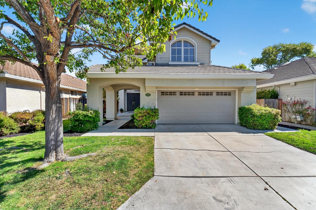 Detail Gallery Image 3 of 65 For 17671 Riverbend Rd, Salinas,  CA 93908 - 4 Beds | 3 Baths