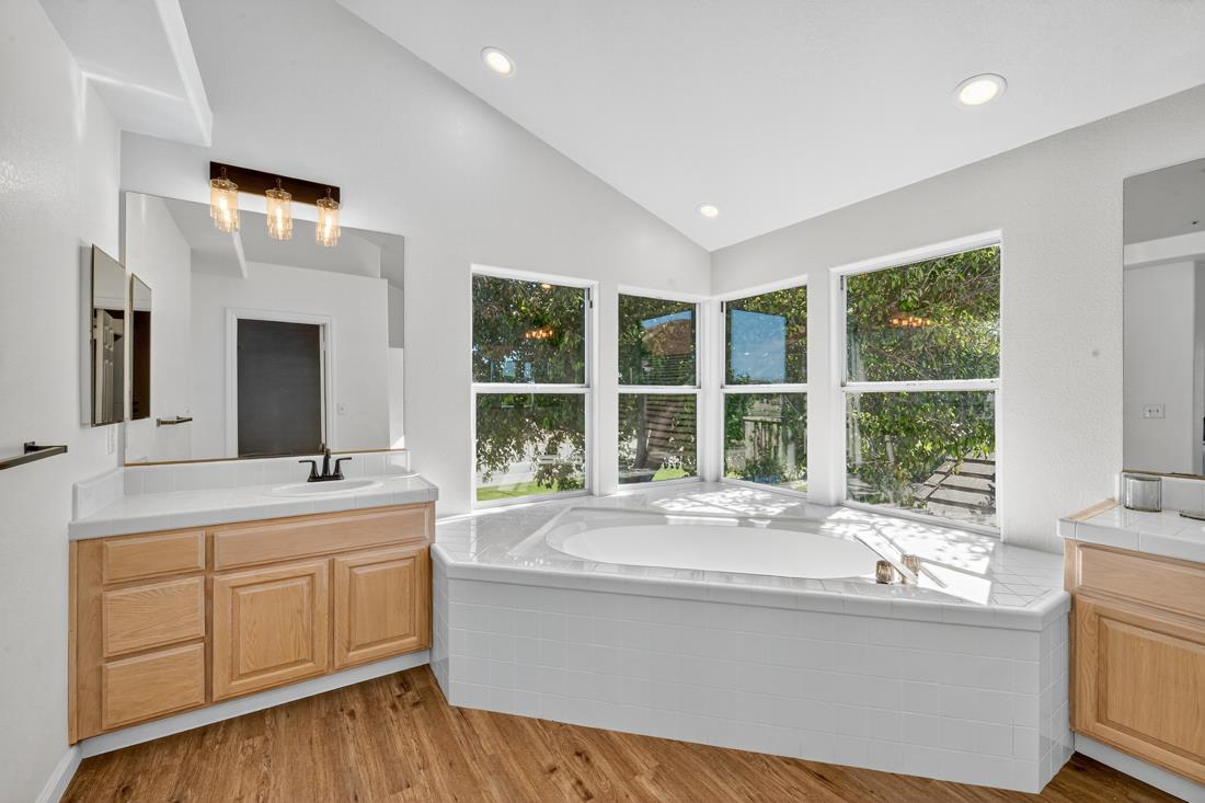 Detail Gallery Image 46 of 65 For 17671 Riverbend Rd, Salinas,  CA 93908 - 4 Beds | 3 Baths