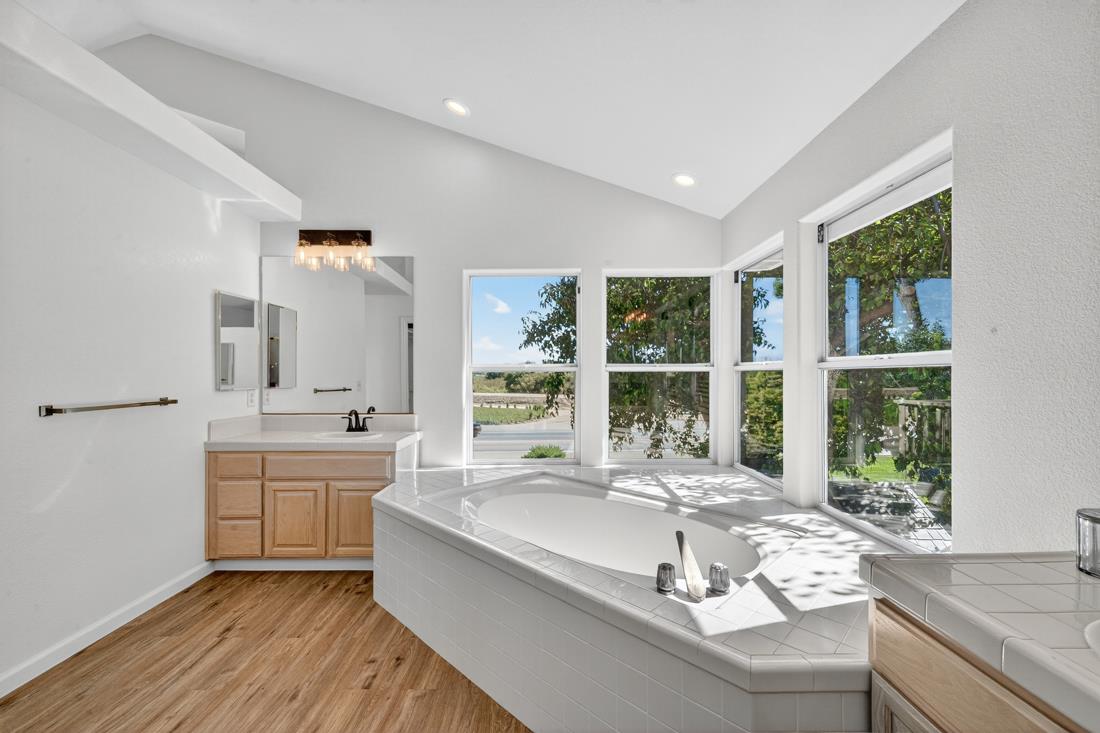 Detail Gallery Image 51 of 65 For 17671 Riverbend Rd, Salinas,  CA 93908 - 4 Beds | 3 Baths