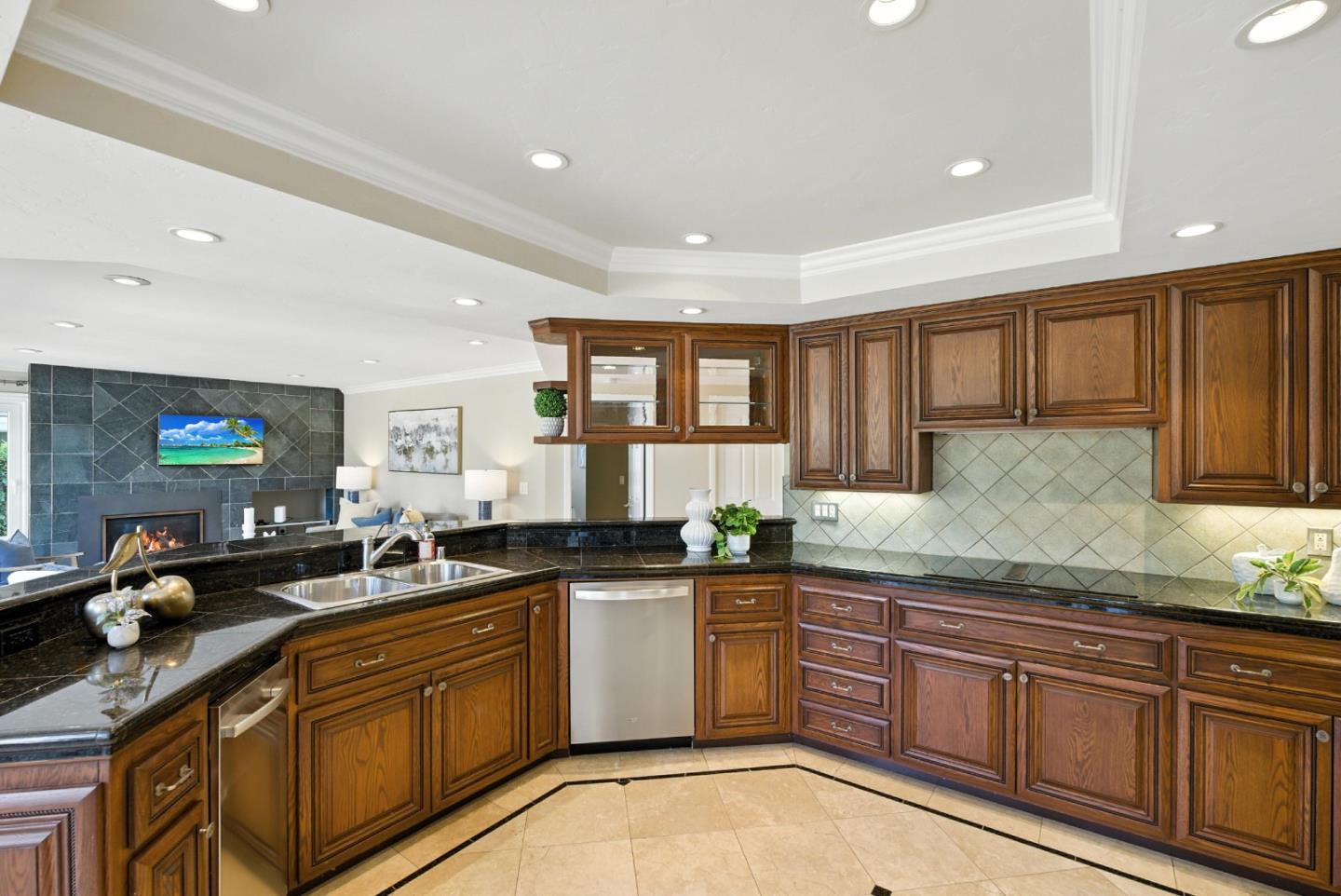 Detail Gallery Image 14 of 69 For 5914 Porto Alegre Dr, San Jose,  CA 95120 - 5 Beds | 3 Baths
